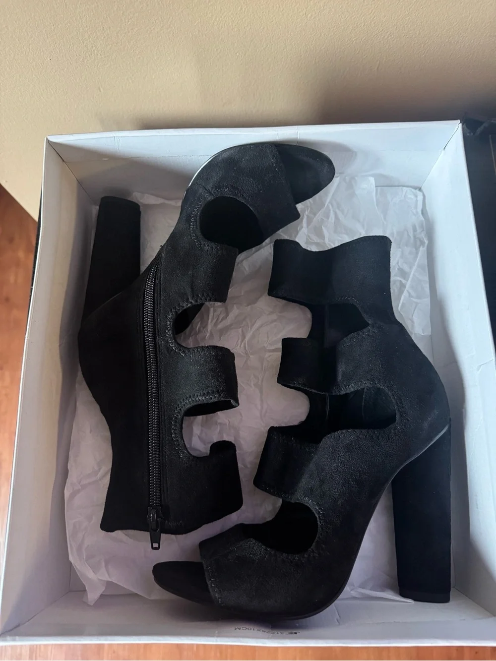 Steve Madden Tawnie Black Heels - Picture 3 of 5